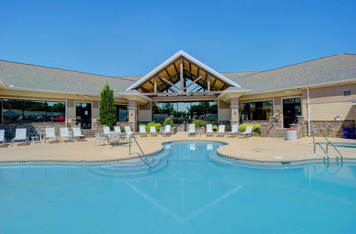 2000 Copper Beech Way, Greenville, NC 27858 Townhome Rentals in Greenville NC