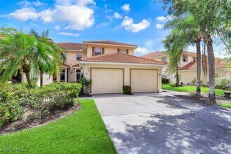 Building Photo - 360 Robin Hood Cir