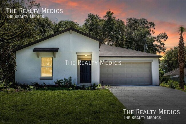 Building Photo - 13063 SW 43rd Ave Rd