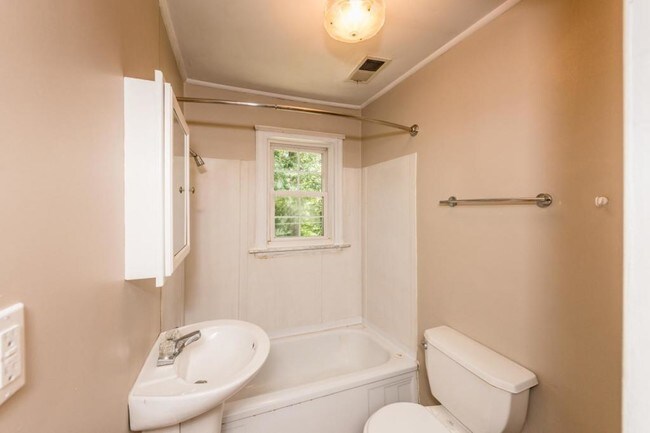 Building Photo - 9771 Ridge Heights Rd