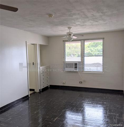 Primary Photo - 660 Kailua Rd