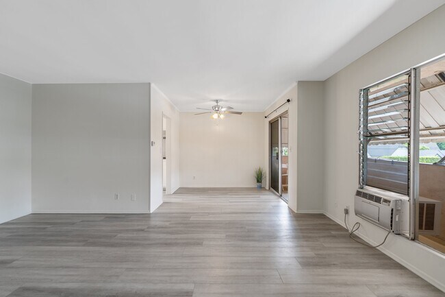 Foto del edificio - 432 S Sherbourne Dr