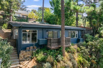Building Photo - Hollywood Hills Treehouse: Mid-Century Cha...