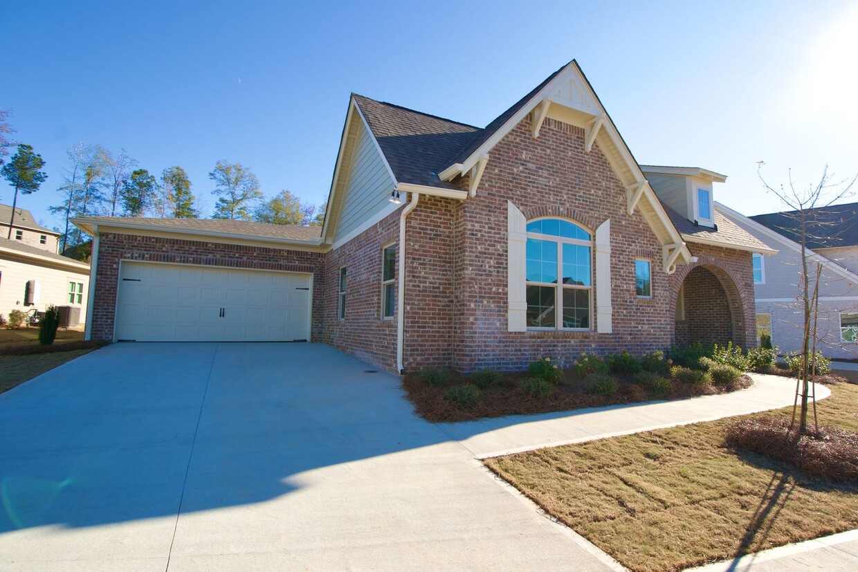 Primary Photo - 1726 Creekside Ln