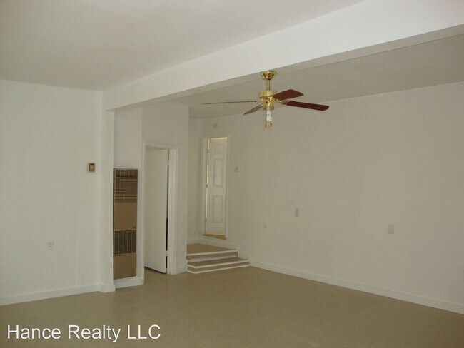 Building Photo - 3 br, 1 bath House - 334 E Gerald Ave