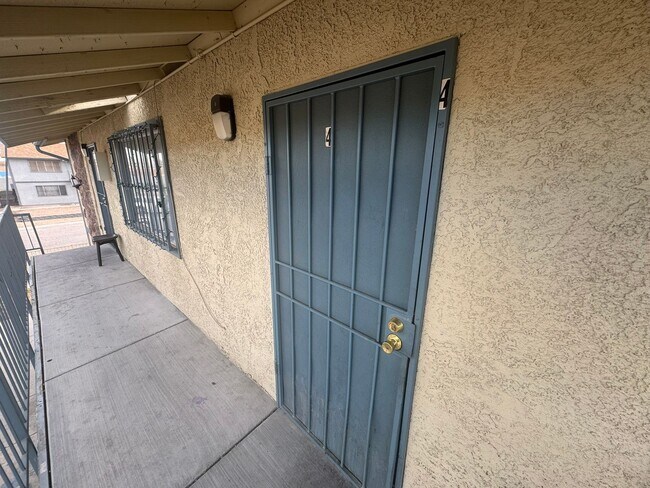 Foto del edificio - Lucite Lane