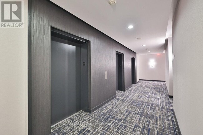 Building Photo - 1 Hurontario St