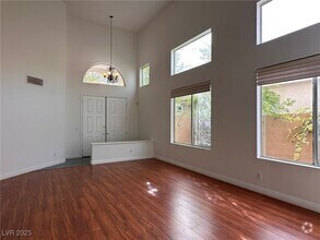 Building Photo - 705 Lexington Cross Dr
