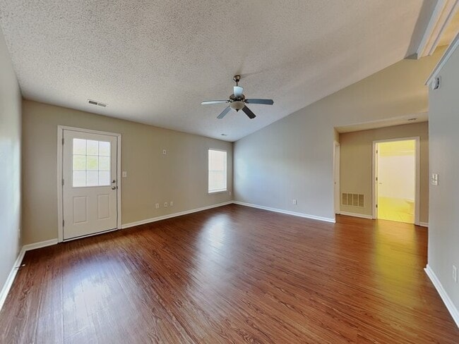 Building Photo - 409 Bridgestone Dr