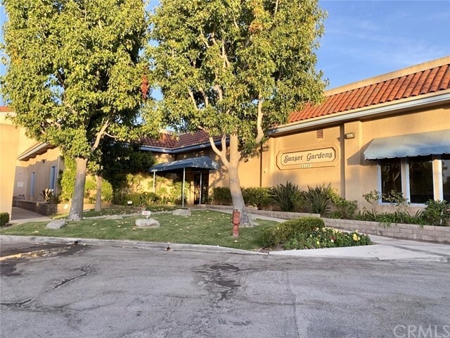 Primary Photo - 24410 Crenshaw Blvd