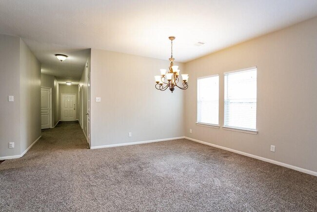 Foto del edificio - 24642 Sandusky Dr