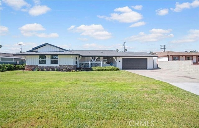 Foto principal - 8701 Elmer Ln