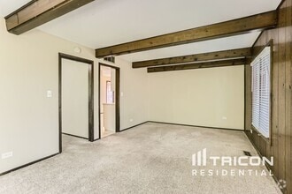 Building Photo - 177 Circle Ave