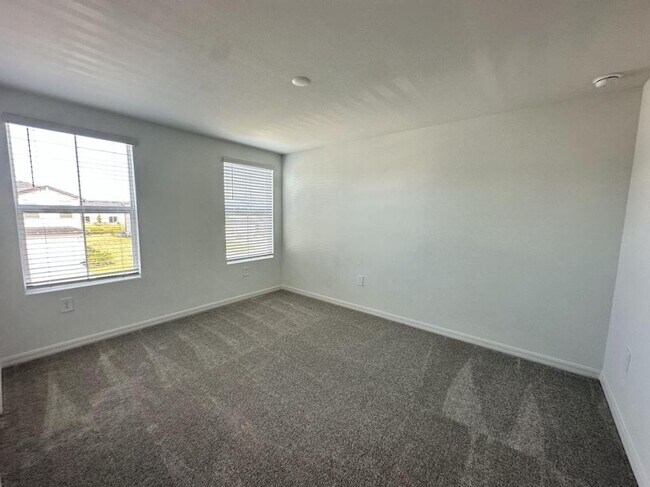 Foto del edificio - 4234 Caterina Ct