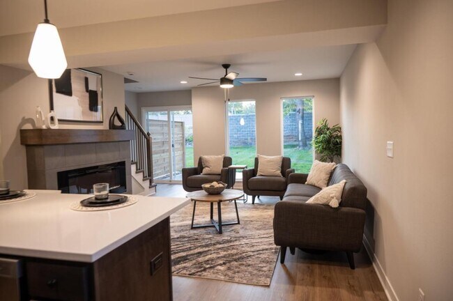 Foto del edificio - 4610 N Forest Ave