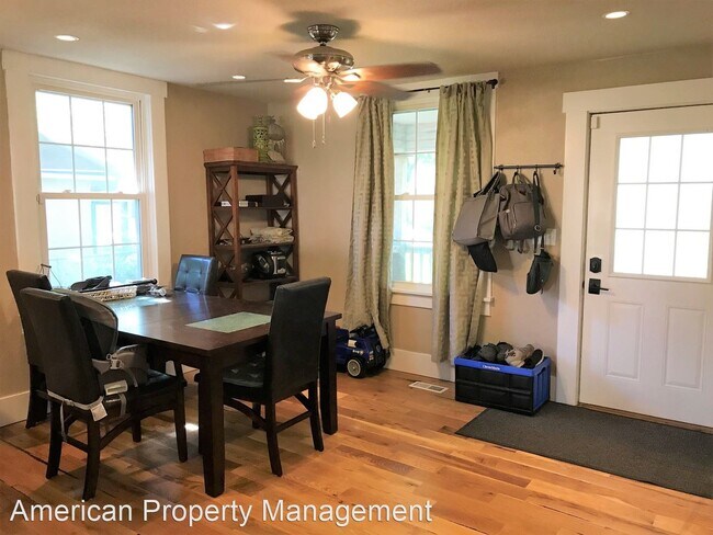 Foto del edificio - 4 br, 2 bath House - 908 Colorado St.