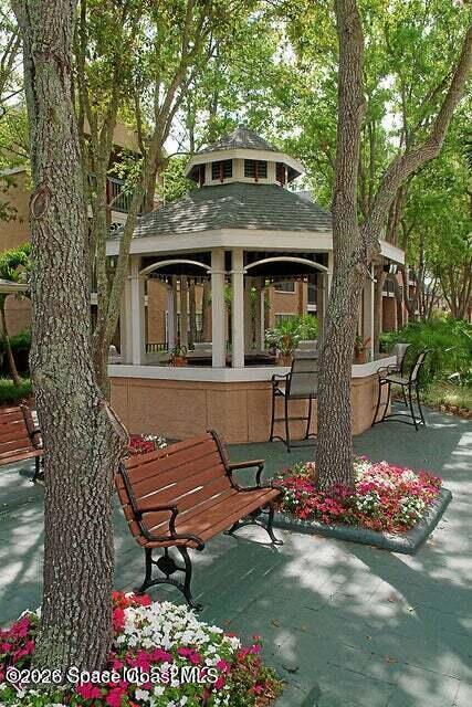 Foto del edificio - 7667 N Wickham Rd