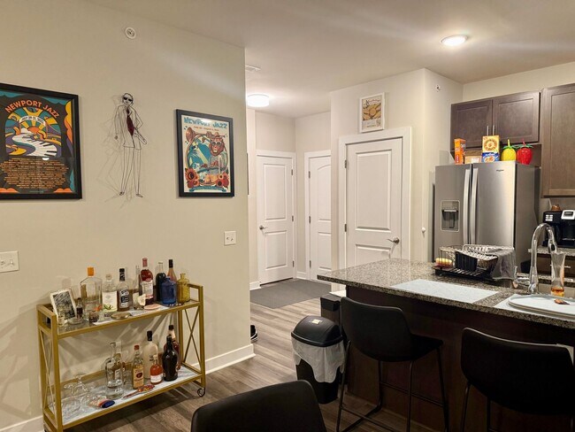 Foto del edificio - Waterfront community, year round living cl...