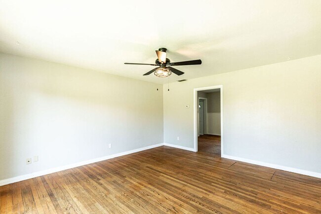 Foto del edificio - 2 Bedroom, 1 Bath Home Just South of Tech ...