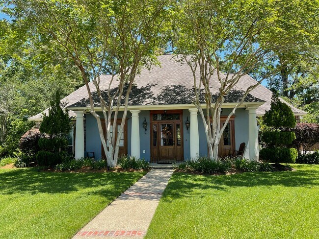 Building Photo - 17745 Glen Nook Ave