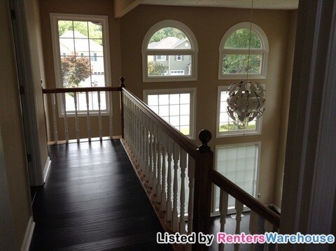 Foto del edificio - 1633 Oak Chase Ct