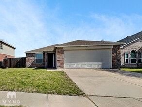 Building Photo - 8208 3 Bars Dr