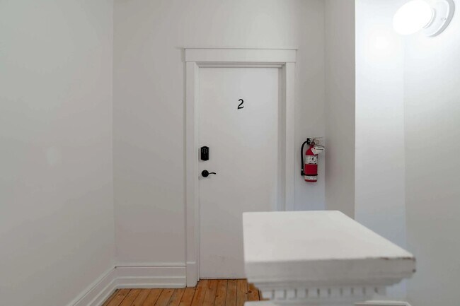 Photo du bâtiment - 208 Clarence St