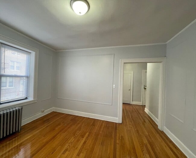 Interior Photo - Hill Manor