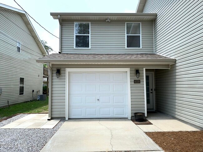 Building Photo - 4128 Catherine St