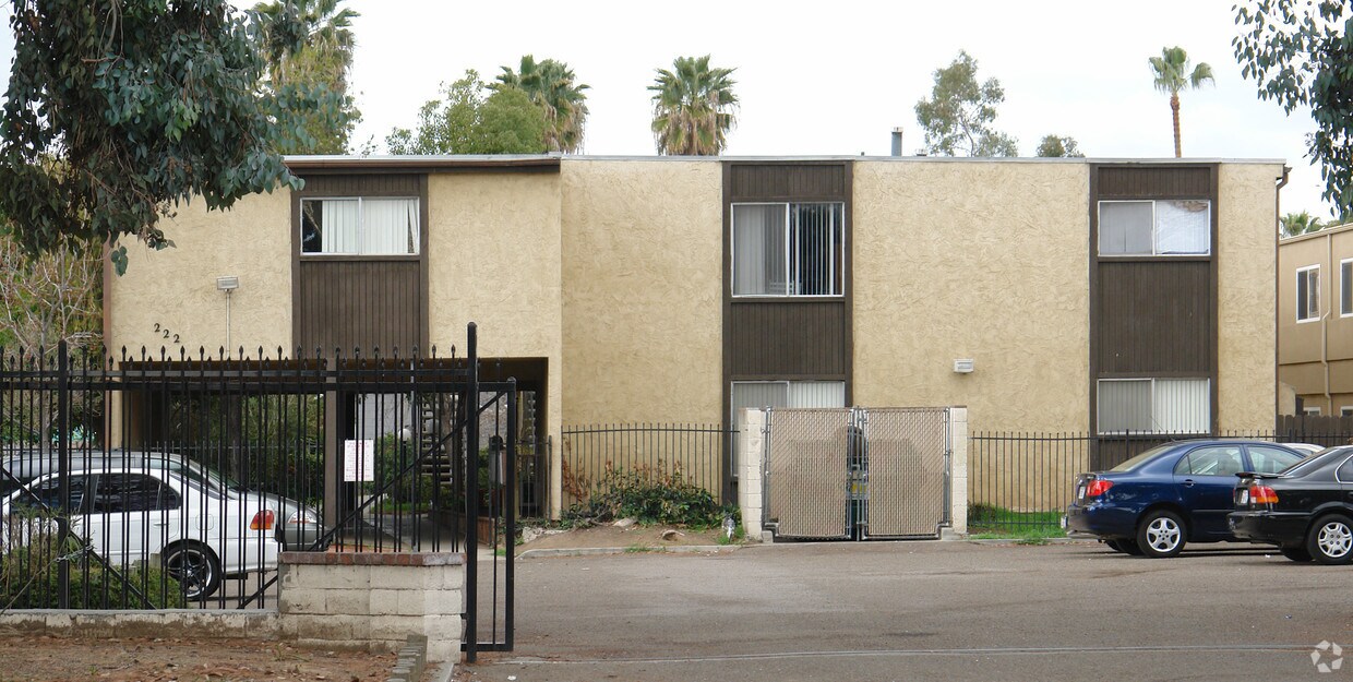 Foto principal - 222 Lincoln Ave