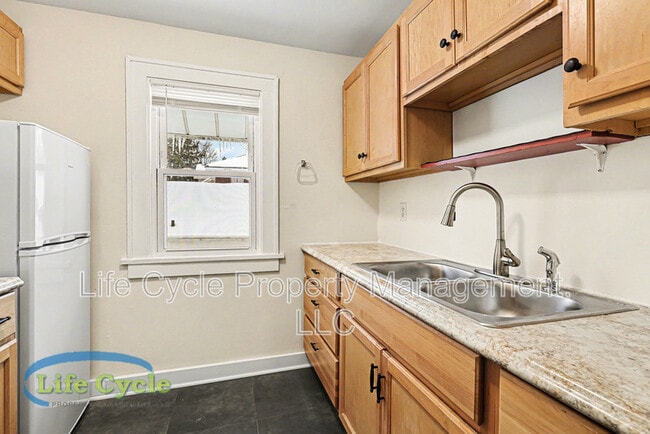 Foto del edificio - 507 Eastern Ave SE