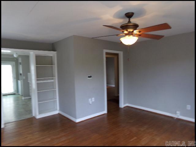 Foto del edificio - 5919 Woodlawn Dr
