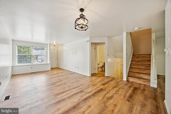 Foto del edificio - 48 Woodstream Ct
