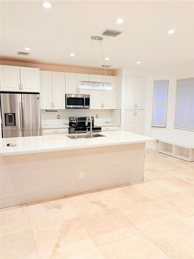 Foto del edificio - 1581 SW 106th Ave
