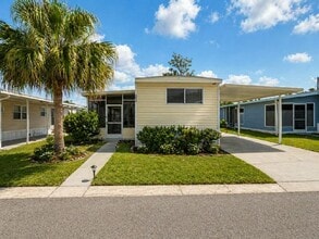 Building Photo - 2850 New Tampa Hwy