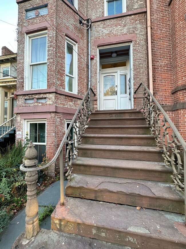 Building Photo - 263 Liberty St