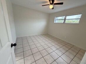 Building Photo - 6191 SW 37th St