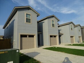 Building Photo - 6407 Luglio Ln