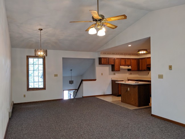 Building Photo - 5155 Cheney Dr