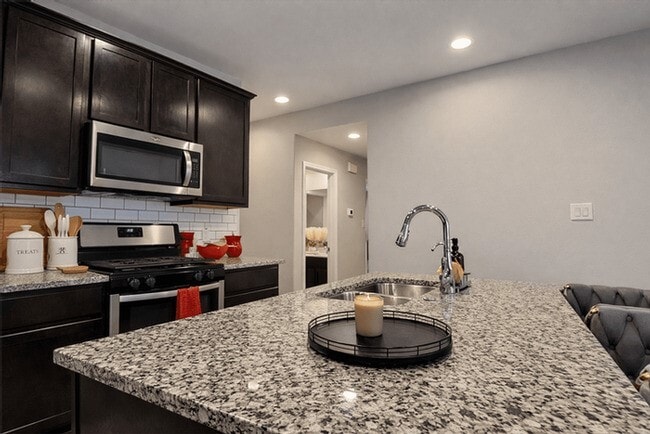 Foto del edificio - 1502 Ashford Bend Ln