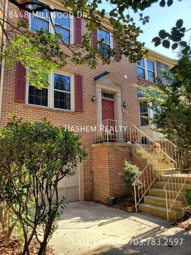 to this 3 Level 3 Bedroom... House Rental in West