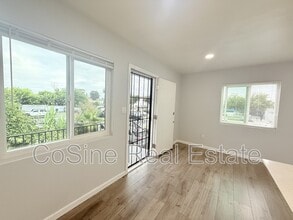 Building Photo - 1706 D Ave