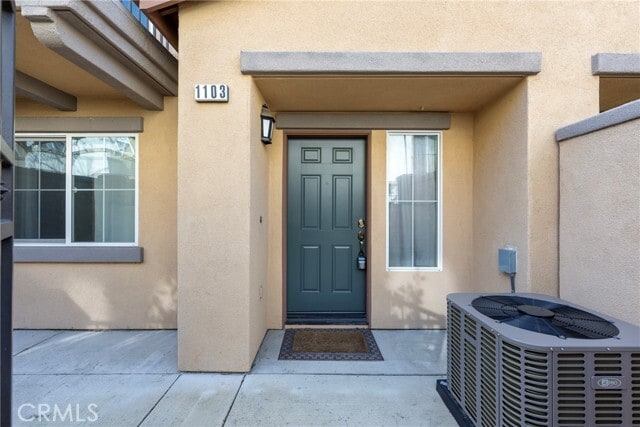 Building Photo - 17871 Shady View Dr