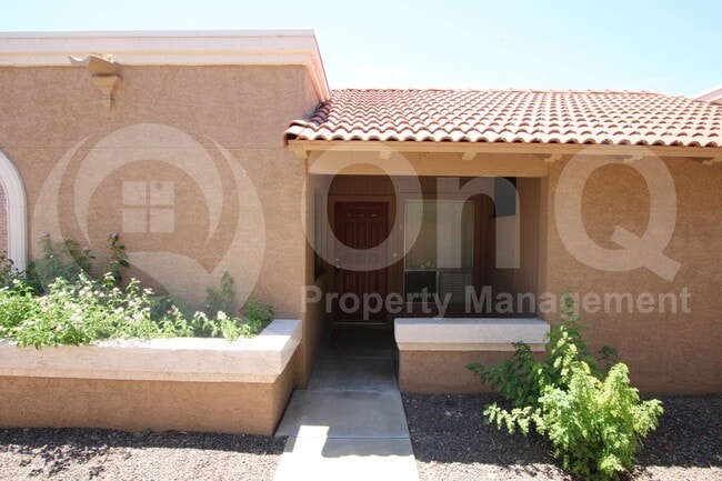 Building Photo - 330 W Tonopah Dr
