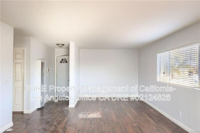 Foto del edificio - 1538 W 205th St