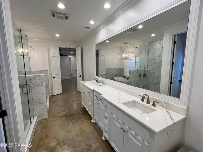 Foto del edificio - 415 Harbor Rd