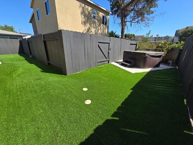 Foto del edificio - 5BD/3BA on Adobe Dr!!