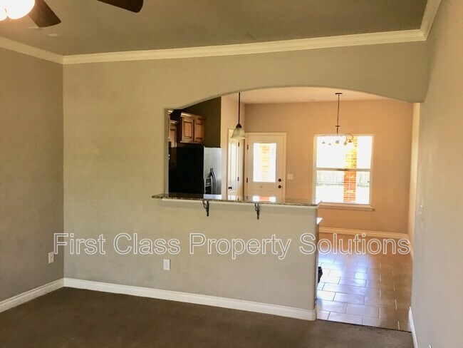 Photo - 11504 Southwest 24th Street House