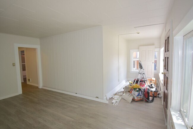 Foto del edificio - Updated Two-Bedroom House with Yard in Fremont!