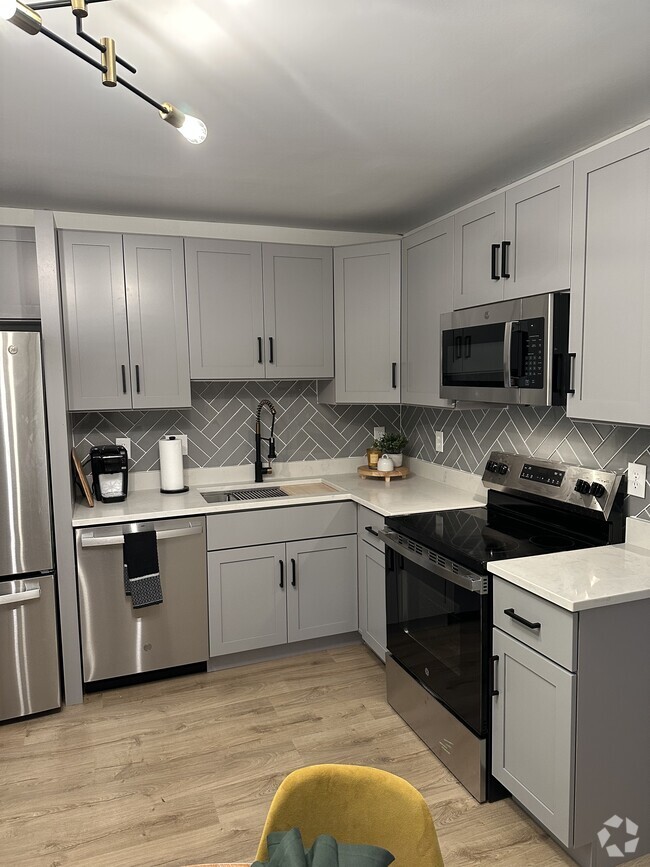 Building Photo - 931 Blackrail Ct